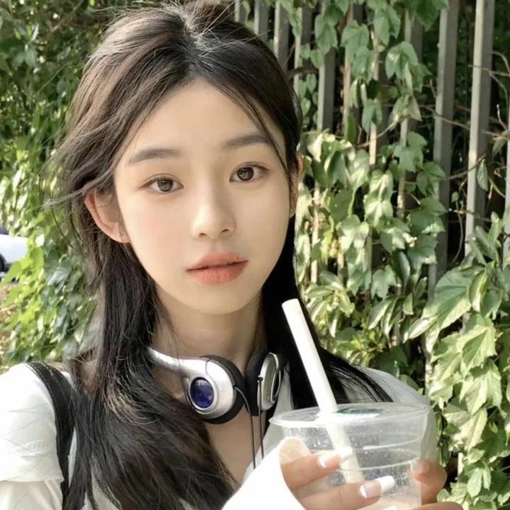 鲨鱼湖泊
